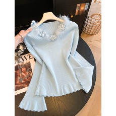 批发韩系氛围感立体<b class='q'>花朵</b>拼接毛毛V领修身针织衫女秋冬显身材打底<b class='q'>上衣</b>