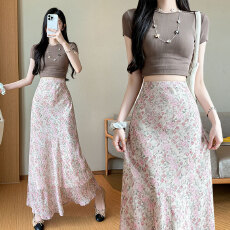 批发实拍2026新高级<b class='q'>雪纺</b>印花亲肤包臀鱼尾长裙 松紧腰 中长裙