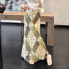 批发实拍<b class='q'>春</b>夏碎花雪纺包臀半身裙女2026新款韩系甜美气质显瘦鱼尾裙子
