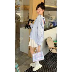 批发韩系穿搭独特别致<b class='q'>衬衫</b>蓝白条纹<b class='q'>衬衣</b>春夏新款2026年宽松防晒薄外套