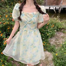 批发2026新款高级感少女<b class='q'>公主</b>裙超仙小个子别致惊艳奶甜收腰短袖<b class='q'>连衣裙</b>