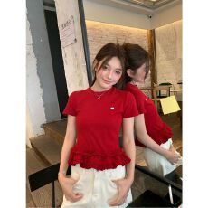 批发2026年夏<b class='q'>新款</b>时尚纯色圆领短袖T恤女设计短款荷叶边修身显瘦上衣