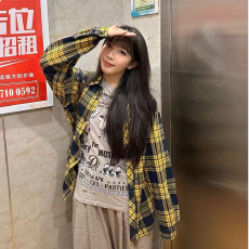 批发港风复古chic格子衬衫女春秋<b class='q'>冬</b>季高级设计感美式潮牌小众上衣外套