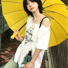 批发2026年新辣妹斜肩t恤女夏季拼接蕾丝开叉短袖宽松不规则露肩上衣