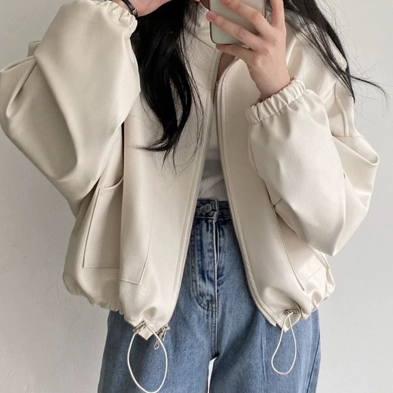 2026 한국 chic 작은 대중 잘 생긴 스탠드 칼라 지퍼 빅 포켓 디자인 펌프 로프 레이스업 오토바이 가죽 재킷 여성 코트