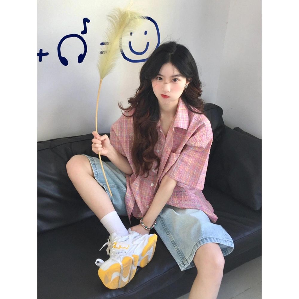 색상 체크무늬 반팔 여성 셔츠 여름 루즈핏 캐주얼 디자인 센스 쿠바 칼라 커플 Seersucker 체크무늬 셔츠