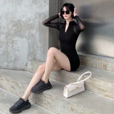 批发高级感秋季新款黑色长袖上衣女性感透视网纱设计感扭结V领打底衫