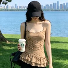 批发辣妹不规则荷叶边波点<b class='q'>吊带</b><b class='q'>背心</b>女夏季2026新款修身显瘦设计感上衣