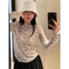 高领蓝色碎花长袖T恤女秋季韩系甜美木耳边百搭微透打底衫上衣