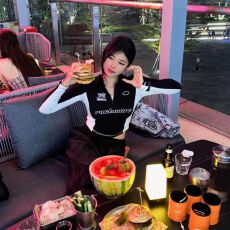批发+原版做法质量】美式辣妹<b class='q'>修身</b>爵士舞长袖T恤女春秋