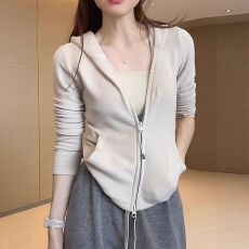 批发欧货设计感拉链连帽卫衣女装秋冬季2026新款修身百搭外套简约上衣