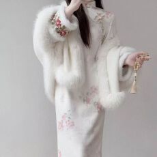 批发新中式旗袍冬季加绒加厚2026新款改良年轻款少女日常修身温婉显瘦