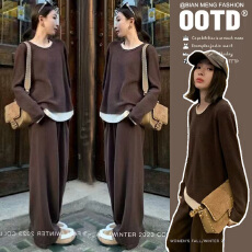 批发孕妇秋冬新毛衣套装假两件宽松长袖上衣两件套针织阔腿裤子潮