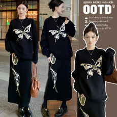 孕妇秋冬新款国风新中式蝴蝶卷边套头针织毛衣半身裙两件毛衣套装