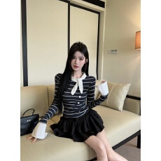 批发<b class='q'>实拍</b>实价---大小姐花边条纹长袖<b class='q'>t</b><b class='q'>恤</b>女独特漂亮上衣