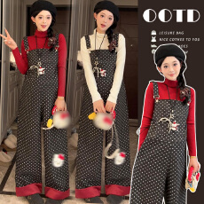 批发2025年原创高品质新款针织打底卡通孕妇加绒时尚背带裤孕妇套装