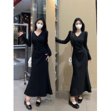 批发<b class='q'>实拍</b> <b class='q'>大码</b><b class='q'>女装</b>新款时尚气质高级感V领收腰显瘦长袖鱼尾裙