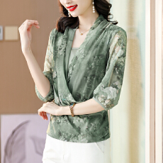 批发实拍新款<b class='q'>雪纺衫</b>2026气质<b class='q'>印花</b>上衣女假两件拼接短袖洋气显瘦小衫