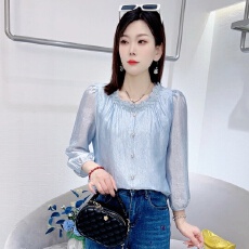 批发春季新款蕾丝花边圆领女衬衫时尚减龄长袖显瘦百搭<b class='q'>上衣</b>