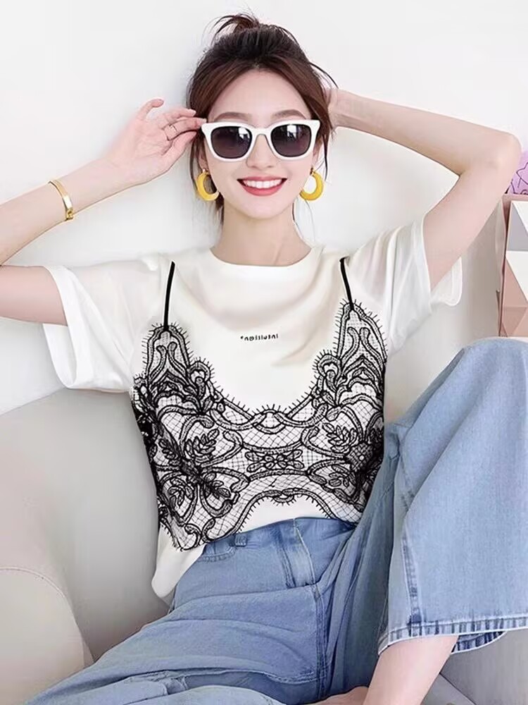 봄 여름 고유 한 Chic 달콤한 핫걸 레이스 조각 맨위 디자인 센스 작은 대중 페이크 레이어드 프린트 반팔 티셔츠 여성