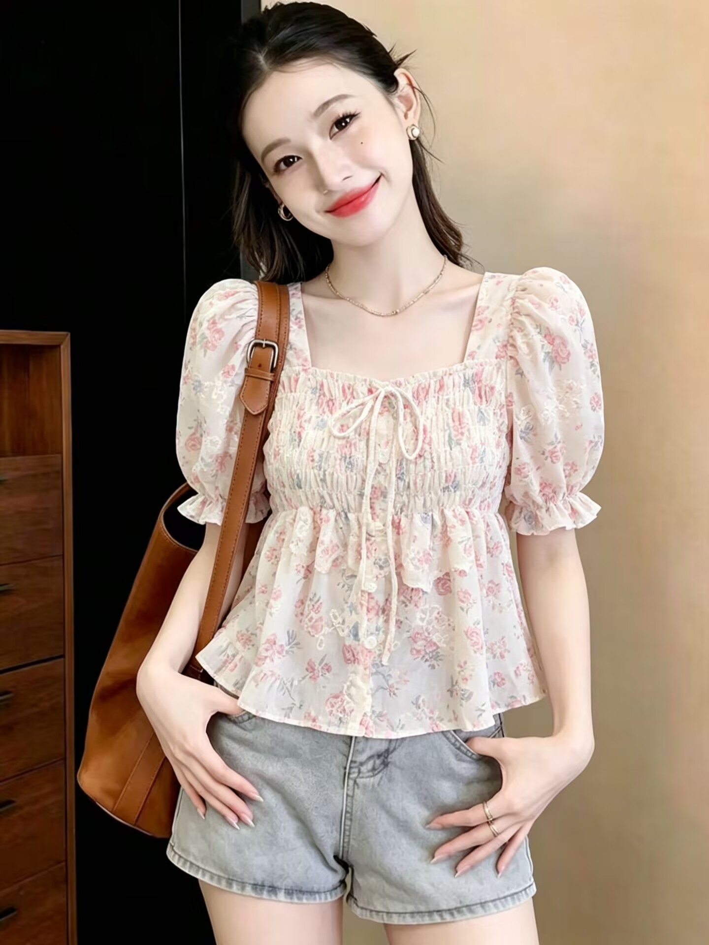 한 부서 레트로 자수 꽃무늬 프릴 부서 벨트 측면 칼라 거품 소매 여성 셔츠 요정 품격 반팔 맨위 작은 셔츠