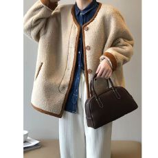 批发颗粒绒皮毛一体羊羔毛外套<b class='q'>女</b>圆领撞色冬季加绒短款小个子韩版宽松