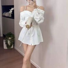 批发早秋新款时尚洋气设计感<b class='q'>一字肩</b>短款<b class='q'>连衣裙</b>小众个性格子衬衫短裙子