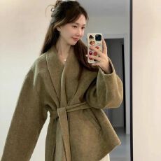 批发原版质量短款呢子大衣新款秋冬高级感毛呢外套韩系小个子冬天气质