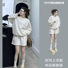 批发胖MM宽松卫衣短裤套装女秋装2025新款时尚大方得体ootd穿搭两件套