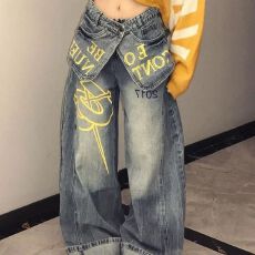 批发印花】拼接凡乐鼠叠穿<b class='q'>裙裤</b><b class='q'>女</b>春辣妹假两件字母印花拖地牛仔弯刀裤