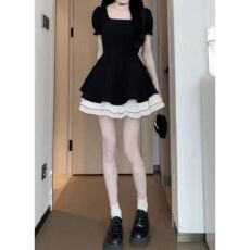 批发法式赫本风夏季新款黑天鹅撞色拼接短袖裙小黑裙显瘦A字连衣裙子