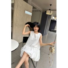 韩系白色无袖背心连衣裙女夏季温柔风气质裙子小个子宽松花苞短裙