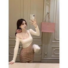 批发秋季新款纯欲风开衫辣妹吊带防晒碎花包臀连衣短裙两件套套装