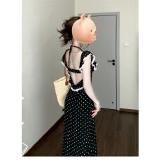 批发黑色荷叶边吊带<b class='q'>连衣裙</b>女2026新款高级感气质波点修身显瘦包臀长裙