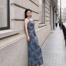 批发2026新款<b class='q'>孕妇装</b>夏装新款水墨印花吊带长裙显瘦度假风<b class='q'>孕妇</b><b class='q'>连衣裙</b>潮