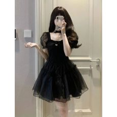 批发茶歇法式复古公主蓬蓬裙女夏季新款小个子收腰赫本风方领<b class='q'>连衣裙</b>子