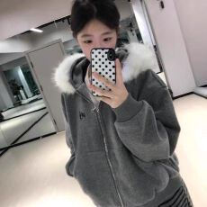 批发美式复古灰色毛领<b class='q'>外套</b>女2026秋冬新款加绒加厚设计感宽松保暖上衣