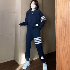 批发华夫格250克<b class='q'>运动</b>套装女春秋新款宽松四条杠大码学生<b class='q'>休闲</b>两件套