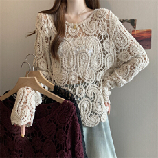 批发实拍～大码法式钩花<b class='q'>镂空</b>蕾丝上衣女2026早春新款气质减龄外搭<b class='q'>罩衫</b>