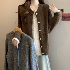 批发实拍～大码假两件复古慵懒毛衣外套女韩系设计感宽松针织开衫上衣