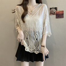 批发实拍～大码气质时尚复古镂空洋气蝙蝠袖显瘦宽松蕾丝针织衫上衣