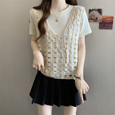 批发实拍～<b class='q'>大码</b>2026夏季新款短袖T恤钩花镂空<b class='q'>背心</b>叠穿两件套减龄套装