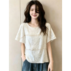 批发实拍～大码法式镂空蕾丝刺绣正肩短袖T恤女2026<b class='q'>夏</b>季新款宽松上衣