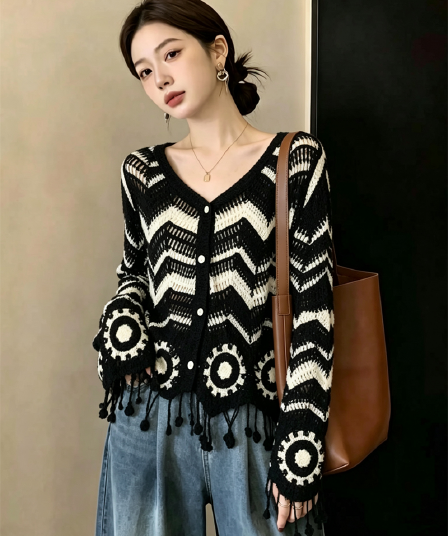 실사 정가 빅 사이즈 프랑스식 레트로 V넥 홀로우 아웃 니트 스웨터 여성 이른 가을 휴가 보헤미안 바람 맨위