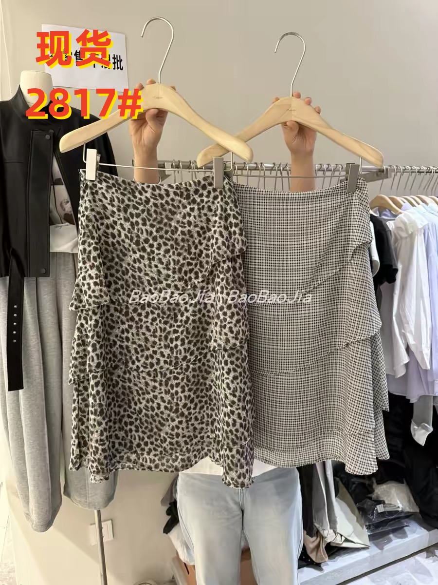 한 부서 레트로 레오파드 무늬 체크무늬 수준 꽃잎 반신 스커트 여성 2026 봄 새로운 허리밴드 불규칙 중간 스커트