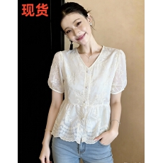 批发欧货V领<b class='q'>蕾丝</b><b class='q'>娃娃衫</b>女夏新款减龄法式甜美超仙小衫泡泡袖上衣