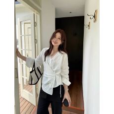 批发韩系别致蕾丝花边拼接绑带<b class='q'>设计</b>感衬衫