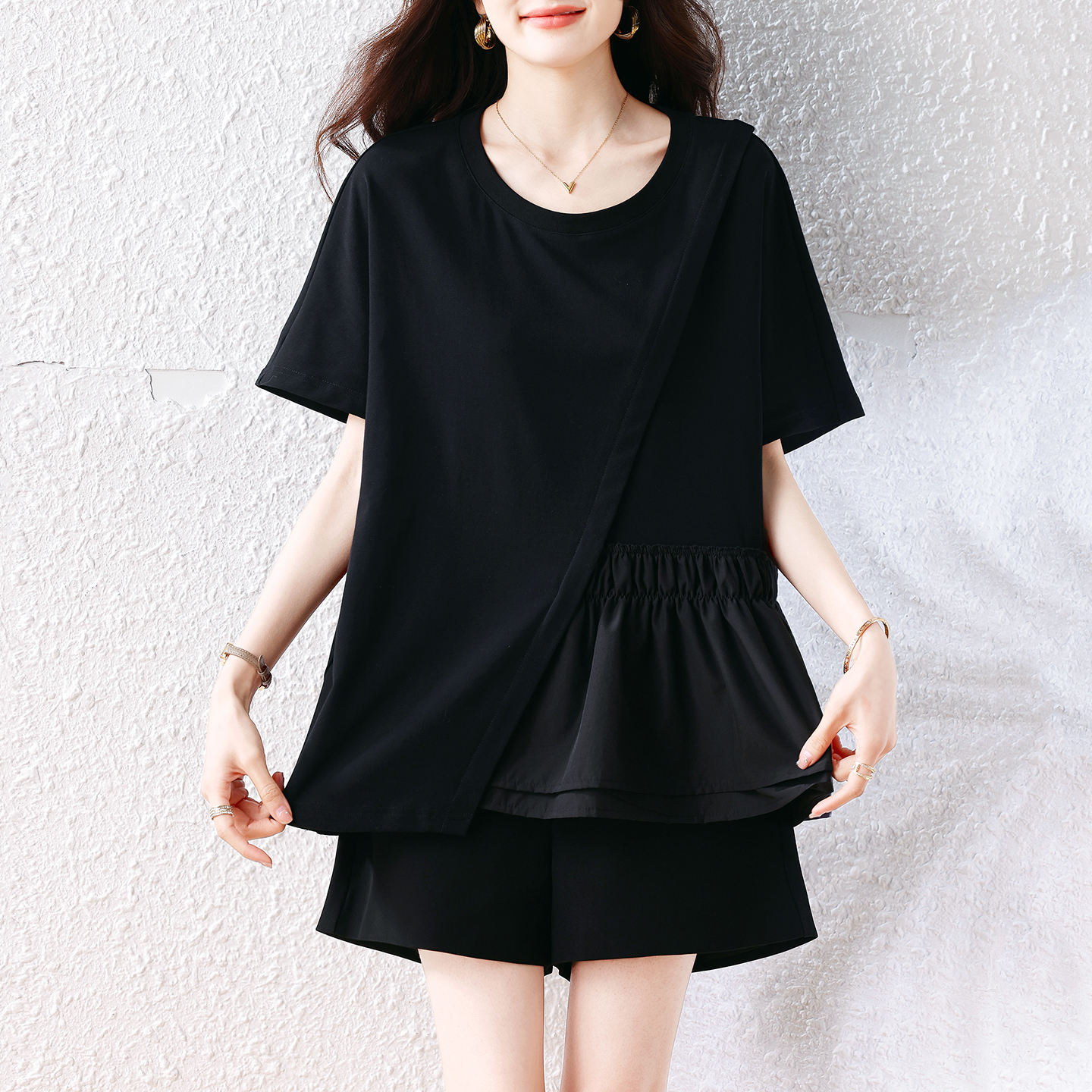실사 여름 새로운 검정색 불규칙 티셔츠 여성 패치워크 루즈핏 표지 배 숨기기 고기 한 부서 캐주얼 다용도 맨위