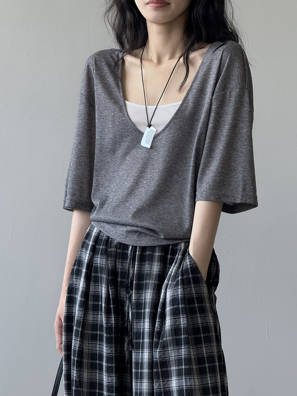 慵懒感U领纯色短袖T恤女 夏季细肩吊带背心撞色两件套