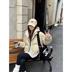 批发真羽绒服假两件连帽蛋白皮羽绒服女短款2025冬季新款时尚加厚外套